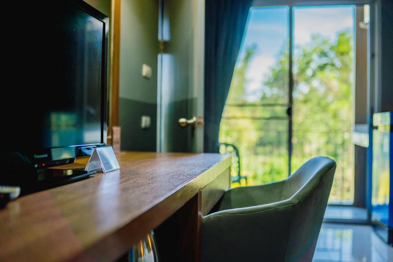 The Rubber Hotel Phuket Таланг Экстерьер фото