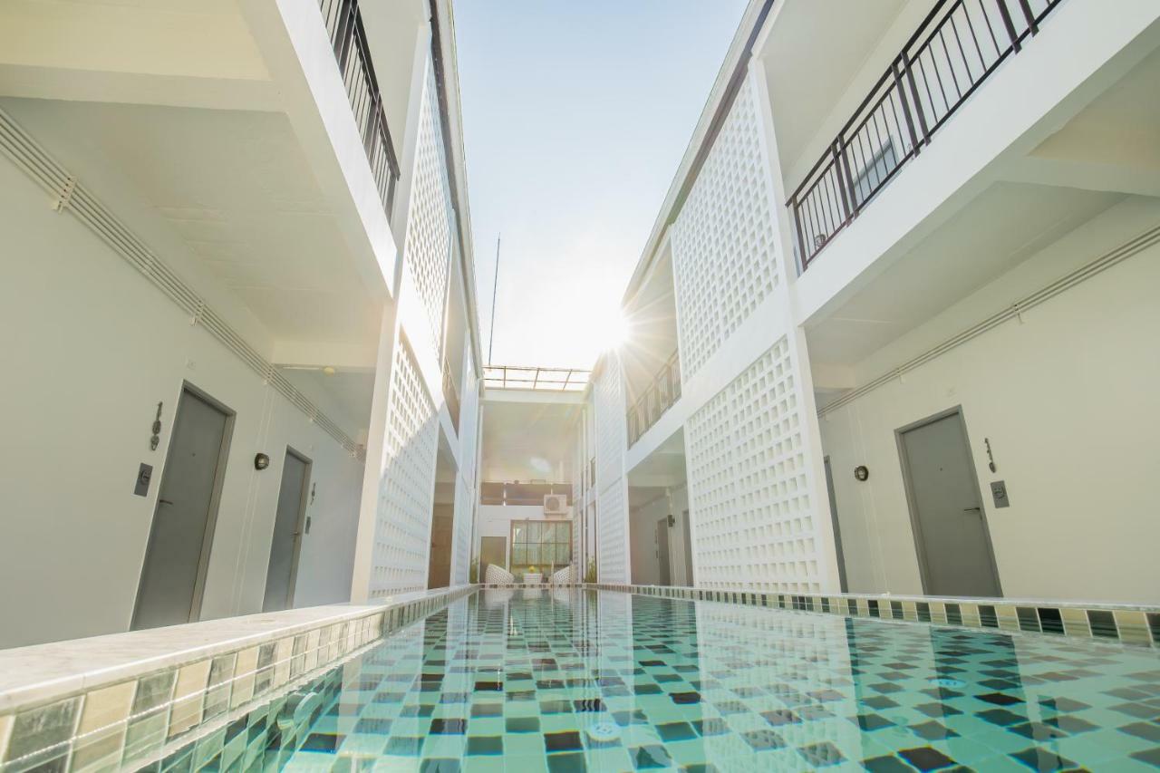 The Rubber Hotel Phuket Таланг Экстерьер фото